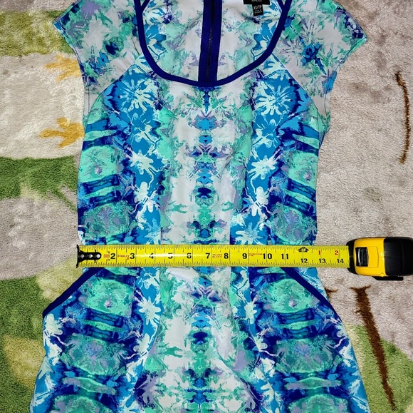 EUC Mossimo Patterned Dress - Picture 7 of 8